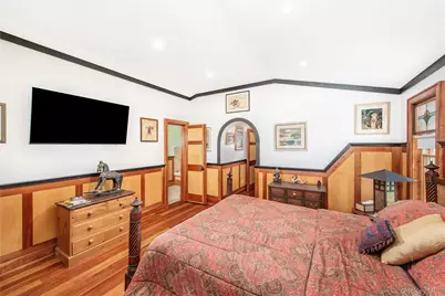 6 White Lane, Hampton Bays, NY 11946 - Photo 11