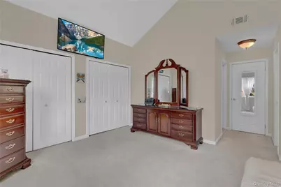 204 Erik Drive, East Setauket, NY 11733 - Photo 27