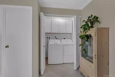 204 Erik Drive, East Setauket, NY 11733 - Photo 19