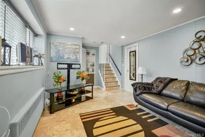 60 E Fort Hill Road, Yonkers, NY 10710 - Photo 33