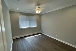 91 S Clinton Ave, Bay Shore, NY 11706 - Photo 7