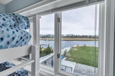 53 W End Avenue, East Quogue, NY 11942 - Photo 21