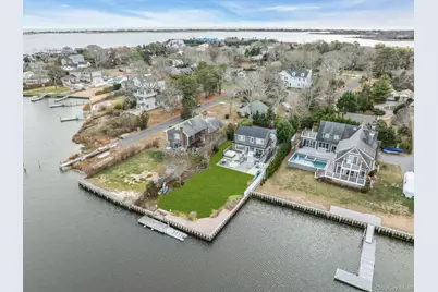 53 W End Avenue, East Quogue, NY 11942 - Photo 39