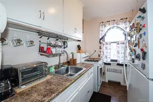 32-40 89th St, East Elmhurst, NY 11369 - Photo 9