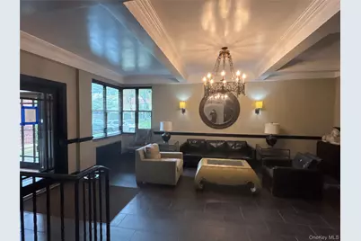 160 S Middle Neck Road #3C, Great Neck, NY 11021 - Photo 3