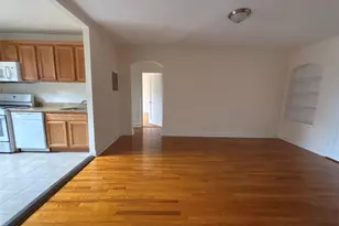 160 S Middle Neck Rd, Great Neck, NY 11021 - Photo 7