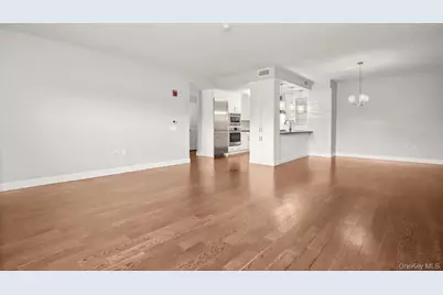 10 Byron Place #219, Larchmont, NY 10538 - Photo 7