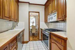 10 Lake St, White Plains, NY 10603 - Photo 5