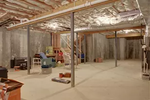 2 Spruce Pl, Bohemia, NY 11716 - Photo 27