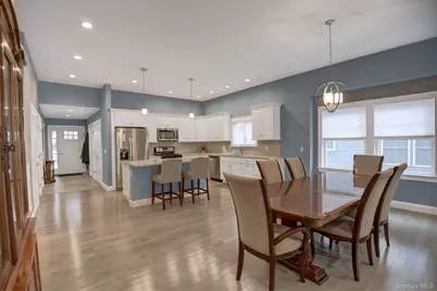 2 Spruce Place, Bohemia, NY 11716 - Photo 9