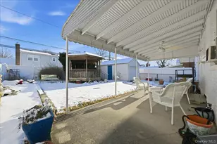 38 Irving Ln, New Hyde Park, NY 11040 - Photo 25