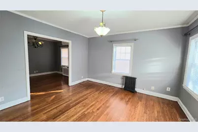 68-09 Alderton Street #1st Fl, Rego Park, NY 11374 - Photo 3