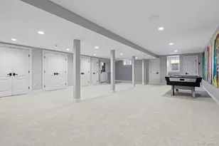 19 W Tiana Rd, Hampton Bays, NY 11946 - Photo 21