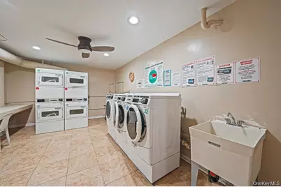 200 Atlantic Avenue #331, Lynbrook, NY 11563 - Photo 15