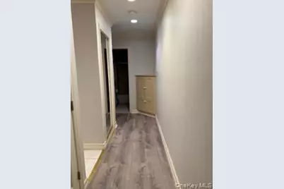 717 Willis Avenue #4B, Williston Park, NY 11596 - Photo 7