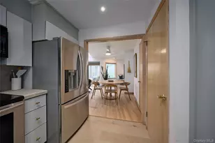 90 Cedar Ave, Poughkeepsie, NY 12603 - Photo 9