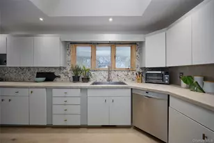 90 Cedar Ave, Poughkeepsie, NY 12603 - Photo 7