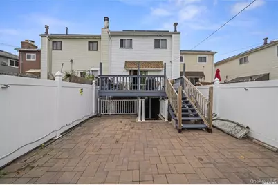 41 Woodcrest Road, New York, NY 10303 - Photo 17