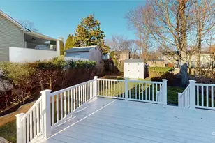 16 Highland Rd, Rocky Point, NY 11778 - Photo 15