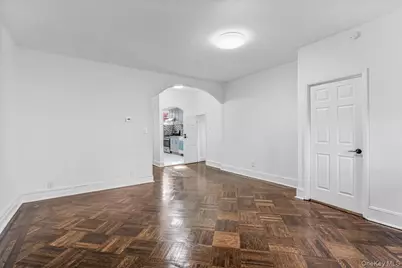 161-36 Grand Central Parkway, Jamaica, NY 11432 - Photo 3