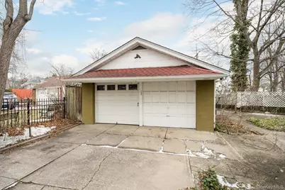 140 Park Avenue, Roosevelt, NY 11575 - Photo 29