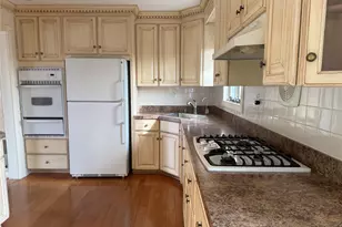 14 Genesee Dr, Commack, NY 11725 - Photo 5