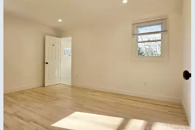 185 Wakeman Road, Hampton Bays, NY 11946 - Photo 11