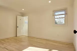 185 Wakeman Rd, Hampton Bays, NY 11946 - Photo 11