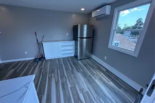 15 Mida Ct, West Babylon, NY 11704 - Photo 5