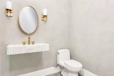 523 Long Beach Road, Nissequogue, NY 11780 - Photo 21