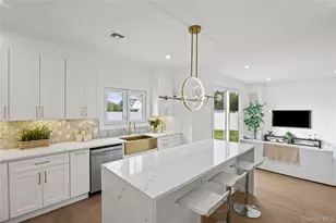 182 Friends Ln, Westbury, NY 11590 - Photo 19