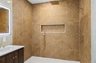 182 Friends Ln, Westbury, NY 11590 - Photo 31