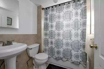 149 S 10th Avenue, Mount Vernon, NY 10550 - Photo 7