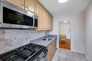 224-24 Union Tpke, Bayside, NY 11364 - Photo 19