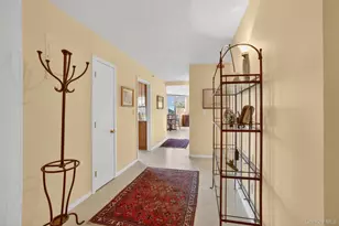 25 Rockledge Ave, White Plains, NY 10601 - Photo 3