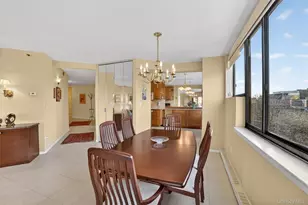 25 Rockledge Ave, White Plains, NY 10601 - Photo 15