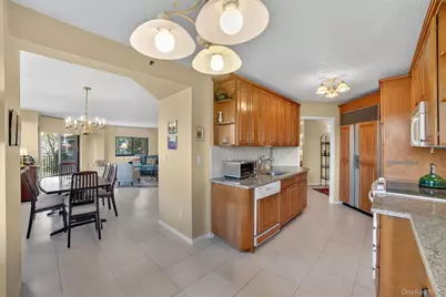 25 Rockledge Avenue #403, White Plains, NY 10601 - Photo 9