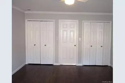 10 Duke Of Gloucester, Manhasset, NY 11030 - Photo 11