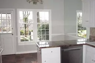 10 Duke of Gloucester, Manhasset, NY 11030 - Photo 7