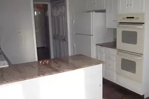 10 Duke of Gloucester, Manhasset, NY 11030 - Photo 5