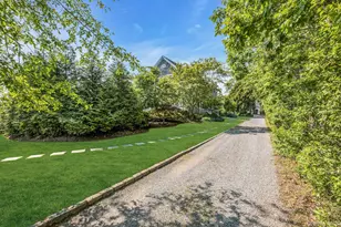 56 S Country Rd, Westhampton, NY 11977 - Photo 5