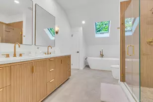 56 S Country Rd, Westhampton, NY 11977 - Photo 25