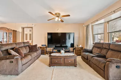 43 Nimitz Avenue, Brentwood, NY 11717 - Photo 9