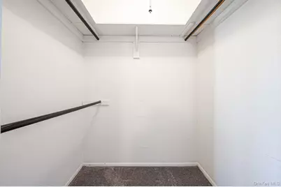 29 Stanford Court, Wantagh, NY 11793 - Photo 17