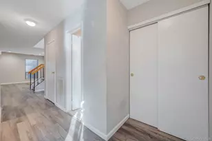 29 Stanford Ct, Wantagh, NY 11793 - Photo 3