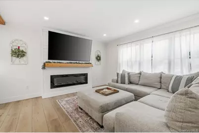 2180 Feuereisen Avenue, Ronkonkoma, NY 11779 - Photo 7