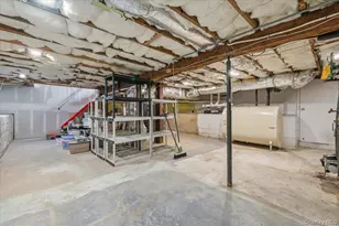 2180 Feuereisen Ave, Ronkonkoma, NY 11779 - Photo 37