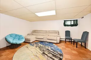 233 Meyer Ave, Valley Stream, NY 11580 - Photo 17