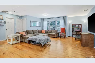 301 Laurel Road, Northport, NY 11768 - Photo 9