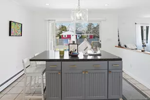 44 Oak St, Westhampton Beach, NY 11978 - Photo 7